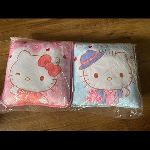 HELLO KITTY & DEAR DANIEL-NWT 2 Throw Pill…